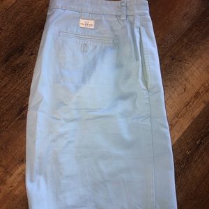 Vineyard Vines men’s shorts